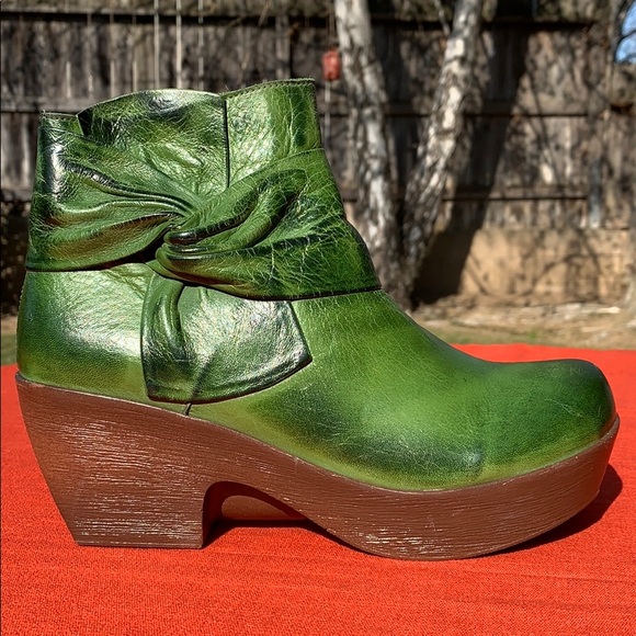 Jafa Shoes - Jafa 628 Ruched Ankle Boots Kiwi NIB Size 37